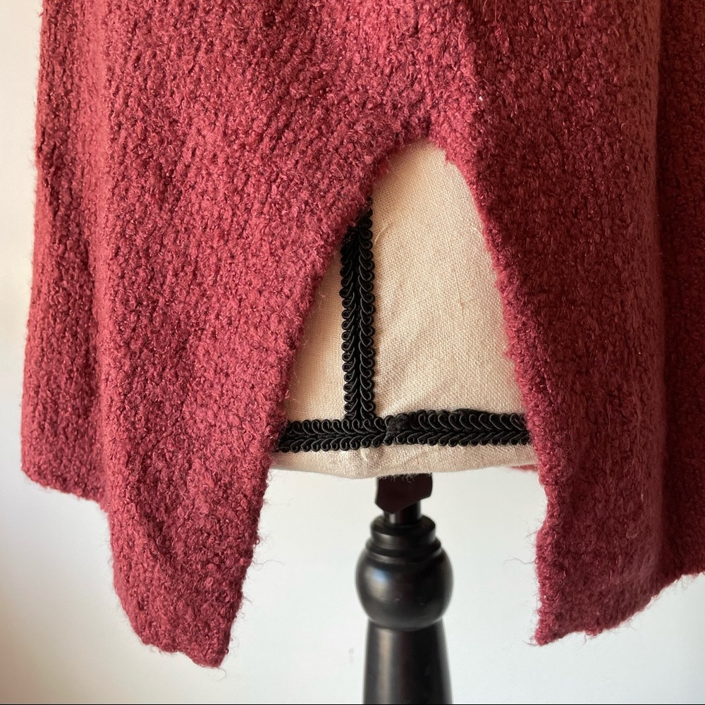UO Pullover Sweater V-neck Berry Soft - Picture 9 of 16